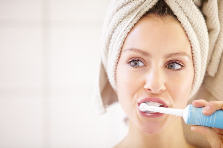 Electric Toothbrushes Vs. Manual Toothbrushes - Paul Covell, DDS